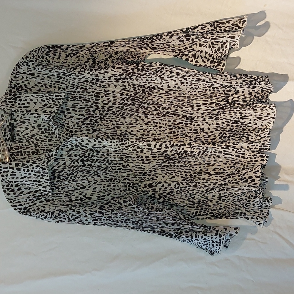 Women's Plus size Blouse size 1X